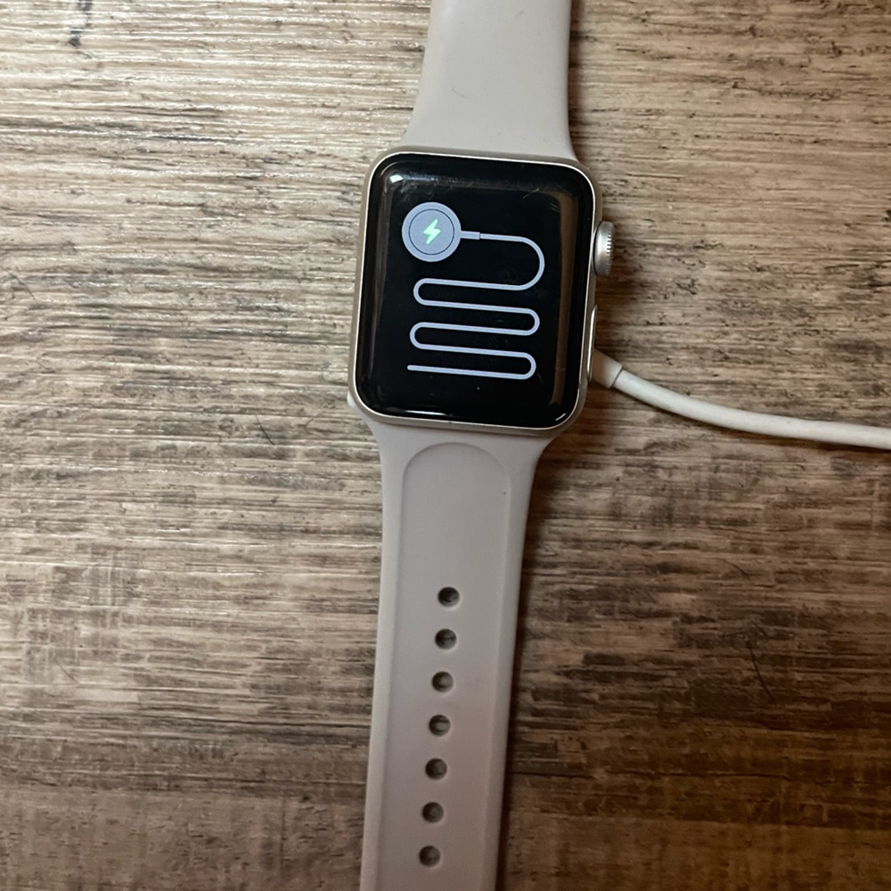 Apple Watch. Series 3. Color silver